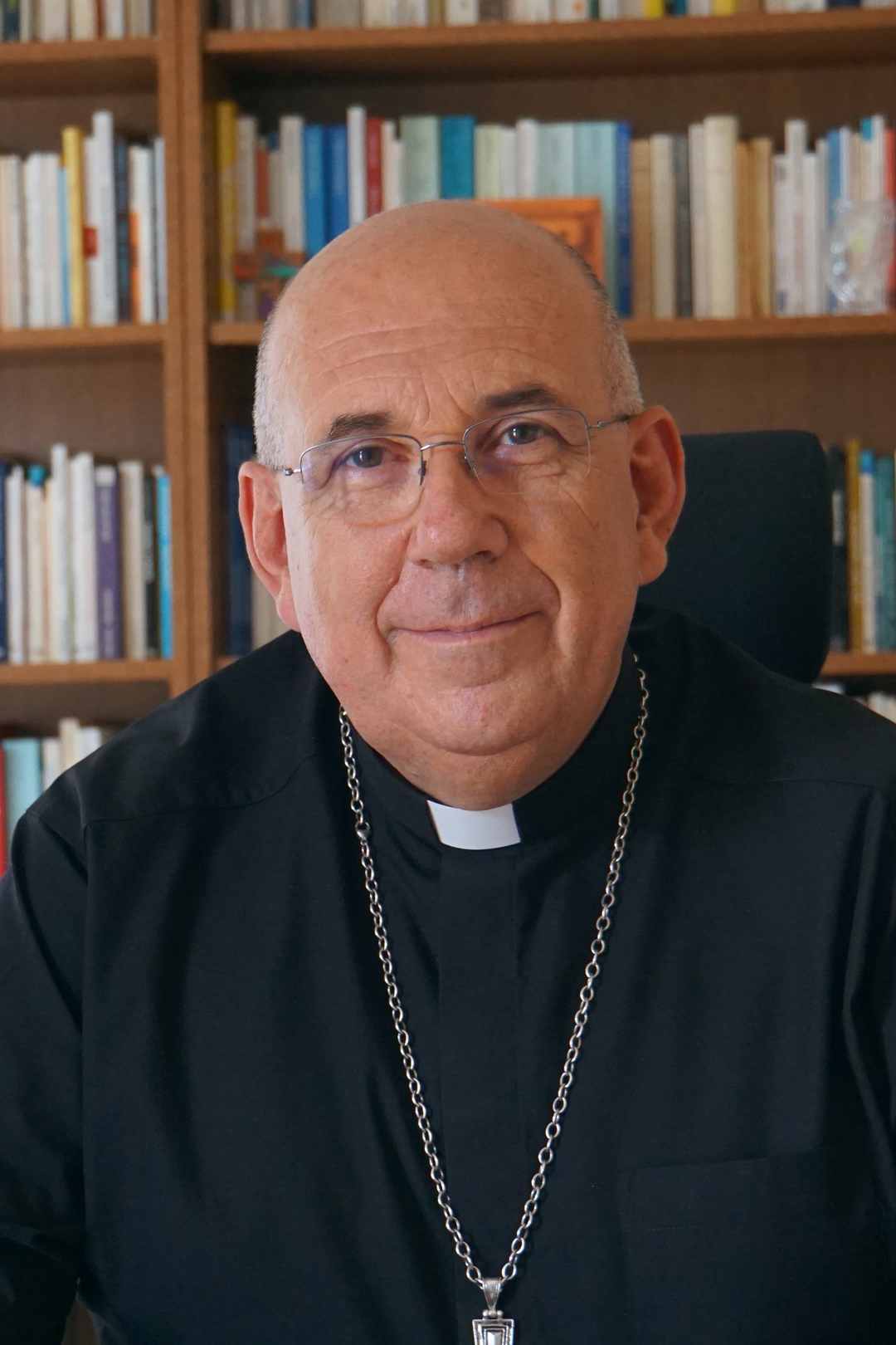 Mgr_Guellec_01