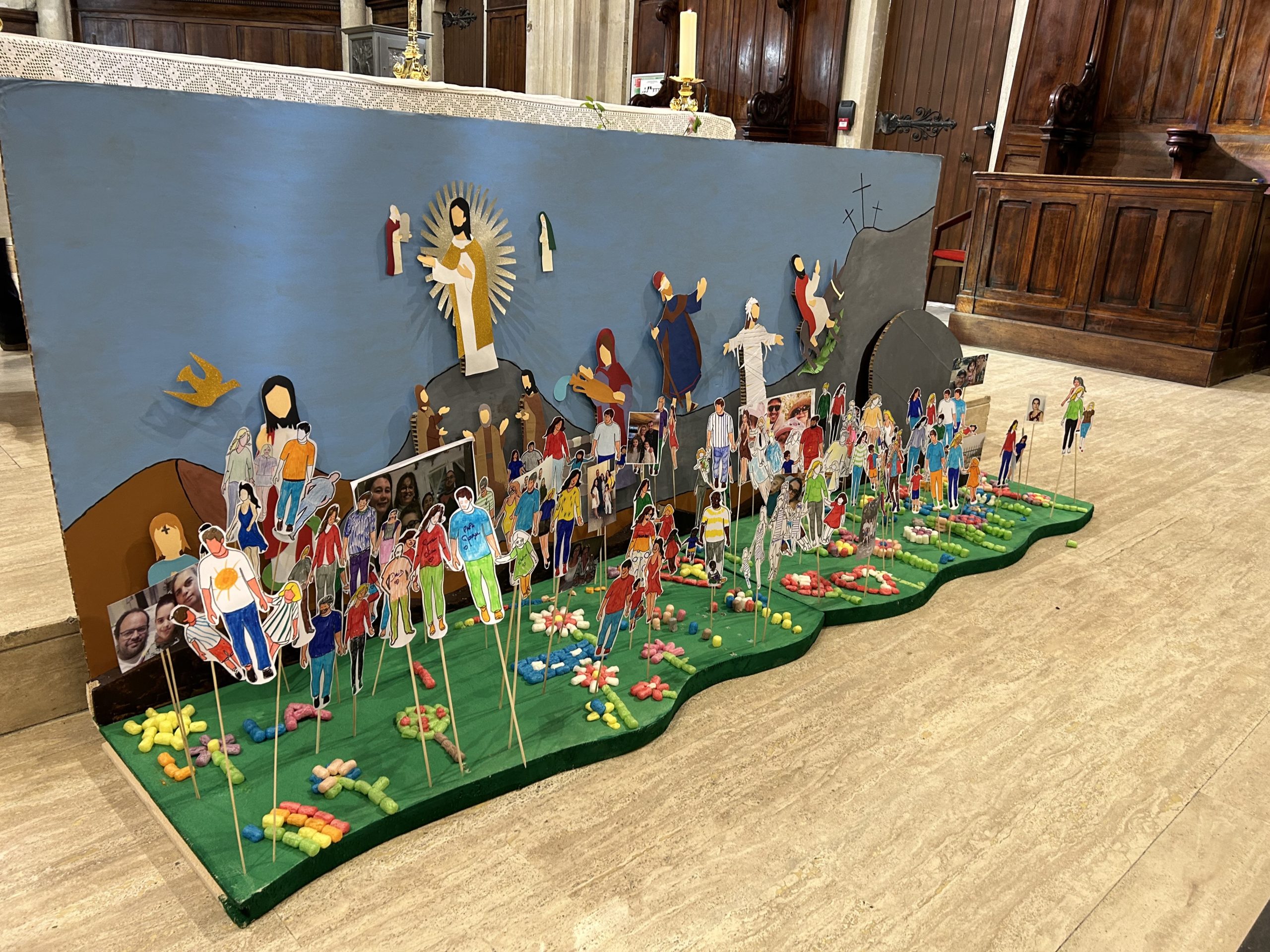 Fresque avec Photos des familles