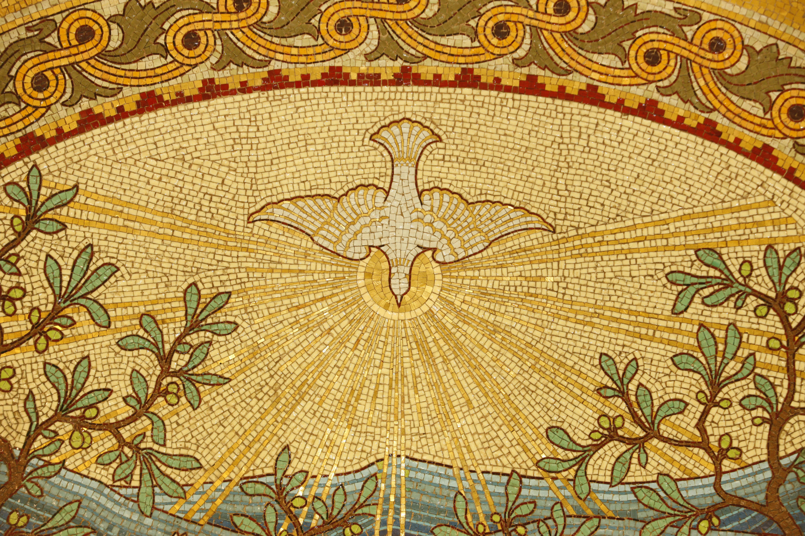 Crypte de l'institut Pasteur. L'esprit Saint par A Guillebert-Martin