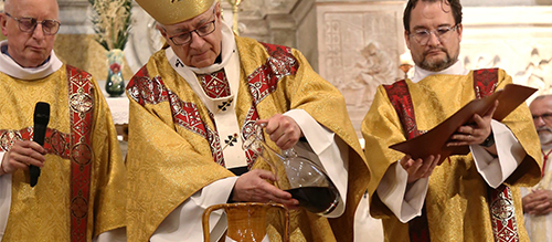 Messe chrismale : le diocèse réuni autour de son évêque lundi 30 mars